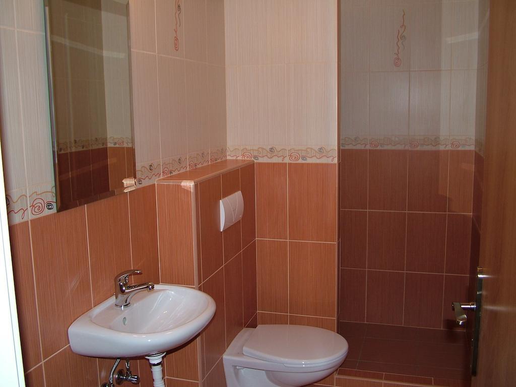 Penzion Rafael Poděbrady Kamer foto